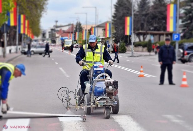 FOTO // Tradiție păstrată și în acest an! Orheiul este gata de Paște, cu străzi curate și marcaj rutier nou