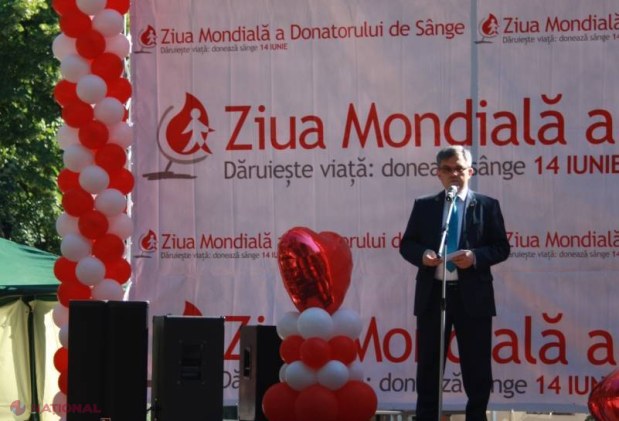FOTO Ziua Donatorului de Sânge // Ministerul Sănătății ÎNDEAMNĂ populația să dea dovadă de SPIRIT CIVIC
