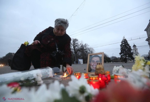 REPORTAJ FOTO // Lumânări, lampioane și nervii lui Ghimpu