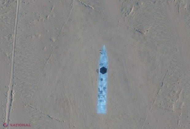 FOTO // Chinezii șochează din nou și îi alarmează pe americani. Ce au CONSTRUIT într-un deșert se vede din satelit
