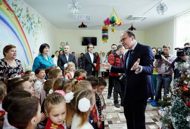 DARUL României pentru locuitorii din satul Tocuz: Au așteptat 22 de ani evenimentul