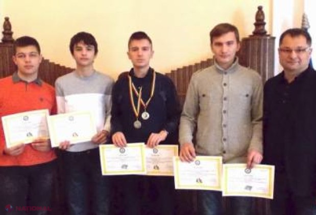 TOP NAȚIONAL 2014 // PROFESORUL anului