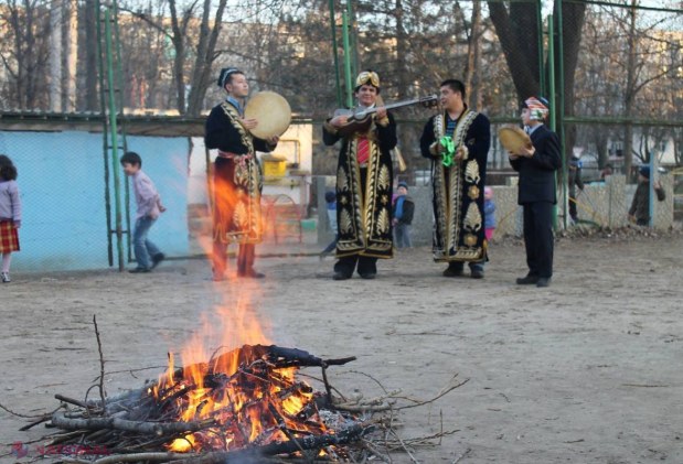 Foto // Revelionul iranian a fost sărbătorit şi în R. Moldova