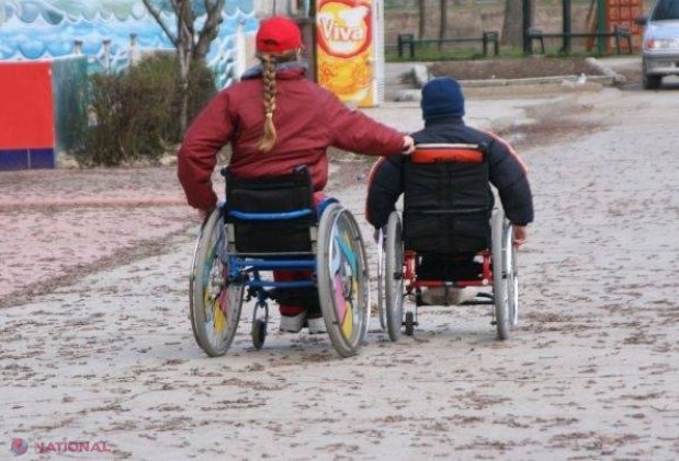 O mie de scaune rulante vor fi aduse în R. Moldova
