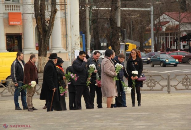 REPORTAJ FOTO // Cum este SĂRBĂTORITĂ Ziua Națională a României la Chișinău