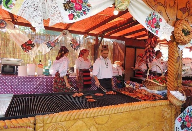 FOTO // R. Moldova GĂZDUIEȘTE cel mai mare FESTIVAL dedicat Românilor de Pretutindeni. Irina Loghin: „Cât voi trăi voi cânta pentru Basarabia, că-i pământ din Țara mea”