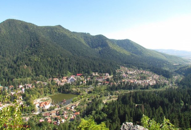 ODIHNĂ ȘI TRATAMENT // Destinație pentru o vacanță relaxantă în România. Băile Tușnad