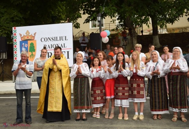 FOTO // Un drum important dintr-o comună din Orhei a fost RENOVAT: Echipa Partidului „ȘOR” din raionul Orhei continuă să renoveze drumurile din sate