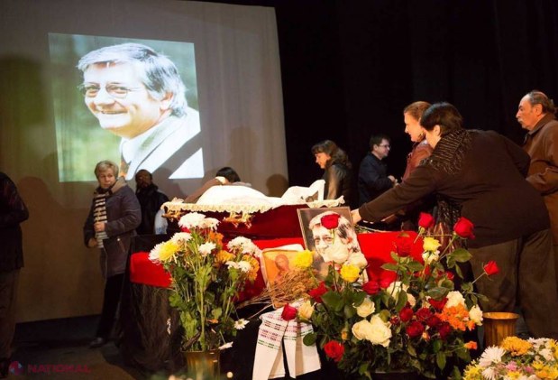 FOTO // Sute de oameni au venit să-și ia rămas bun de la maestrul Titus Jucov