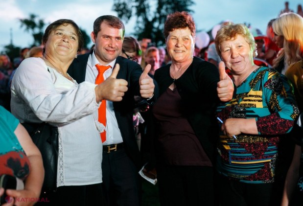 FOTO // Partidul „ȘOR” a dat în exploatare iluminatul stradal într-o altă localitate din circumscripțiile unde candidații formațiunii au câștigat la parlamentare