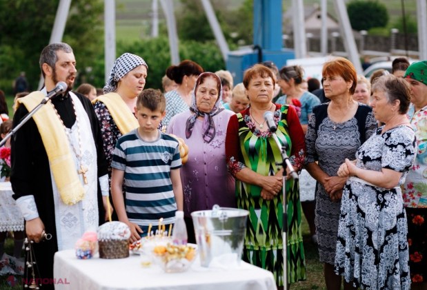FOTO // Partidul „ȘOR” a dat în exploatare iluminatul stradal într-o altă localitate din circumscripțiile unde candidații formațiunii au câștigat la parlamentare
