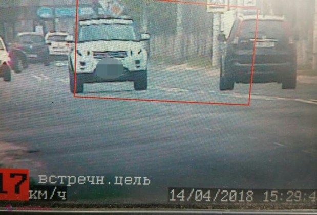 FOTO // Cu 117 kilometri pe oră, pe o stradă din Chișinău: Vitezomanul, prins și pedepsit