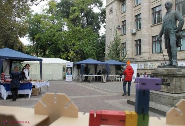 Expoziție FĂRĂ FRONTIERE în centrul capitalei