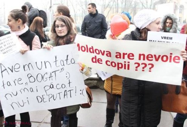  Mămicile resping proiectul Valentinei Buliga: „O încercare de a manipula opinia publică”