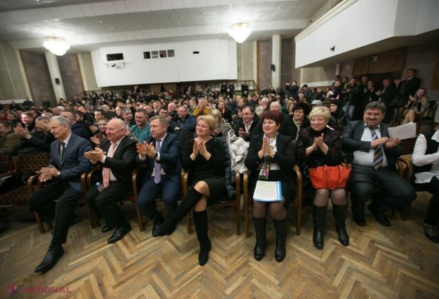 FOTO // Academicianul Mihai Cimpoi a participat la lansarea democratului Nae-Simion Pleșca în campania electorală