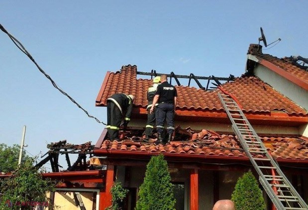 FOTO // Un hotel din apropierea satului Măgdăceşti, CUPRINS de FLĂCĂRI