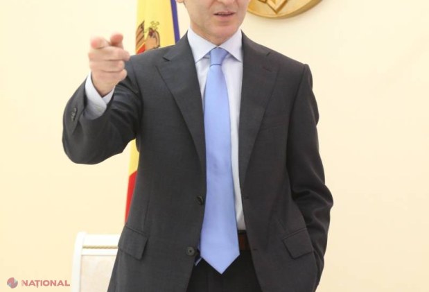 POZE de COLECȚIE // Iurie Leancă în COPILĂRIE și STUDENȚIE  