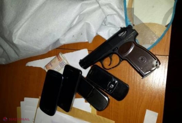 Afacere de familie cu droguri
