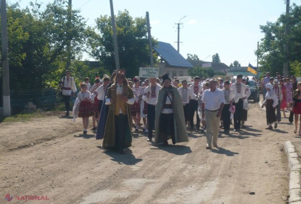FESTIVAL // Cântece și dansuri „La umbra stejarului” lui Ștefan cel Mare și Sfânt din satul Cobâlea