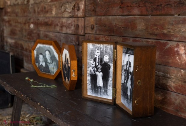 GALERIE FOTO // Expoziția „Basarabeni în Gulag”, desfășurată în două vagoane plasate în PMAN în memoria victimelor celui de-al doilea val de deportări staliniste, va putea fi vizitată până la 30 iulie