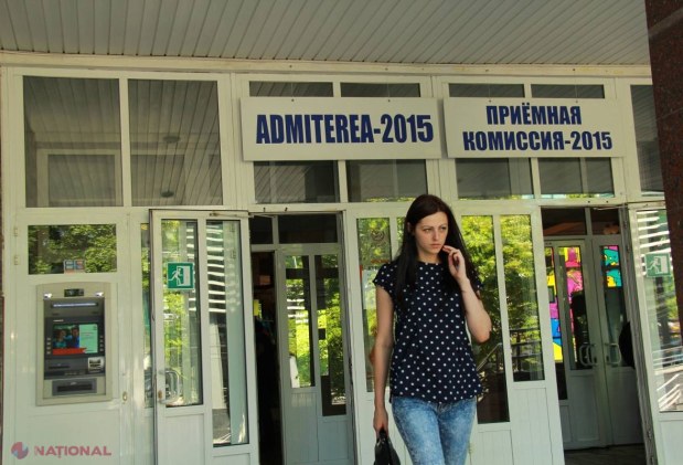 ADMITERE // Circa 24 de mii de tineri vor să devină STUDENȚI. Care sunt cele mai SOLICITATE specialități în R. Moldova