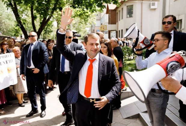 FOTO // Miting în susținerea lui Ilan Șor la Curtea de Apel Cahul