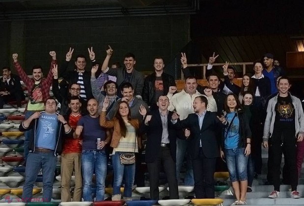 VIDEO, FOTO // „Tricolorii” au fost MARI doar o repriză. Urmează SUEDIA