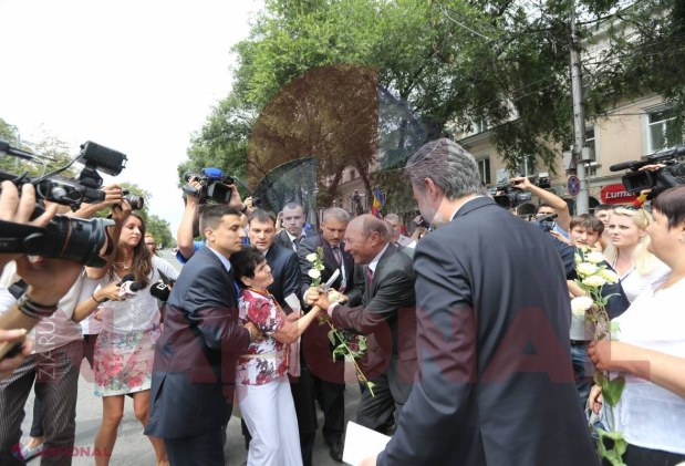 FOTO // Băsescu, emoționat până la LACRIMI