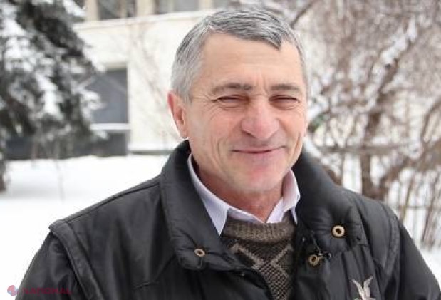 VIDEO Grădinarul de la Guvern, autor şi interpret de muzică country