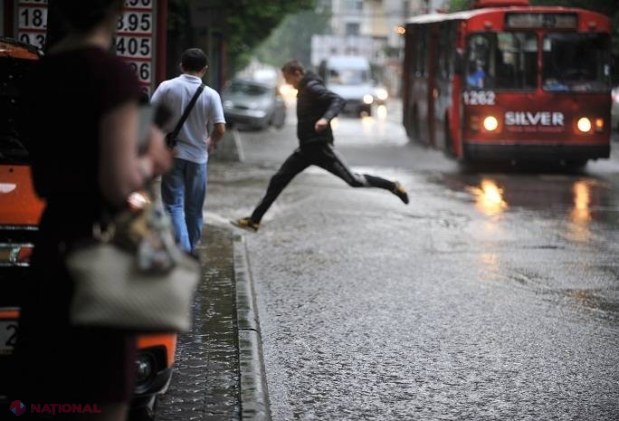 REPORTAJ FOTO //  Cerul „spart