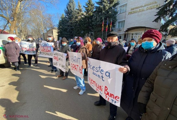 Guvernarea PAS, huiduită în mai multe localități din republică. Partidul „ȘOR” a organizat flash-moburi în ZECE orașe concomitent