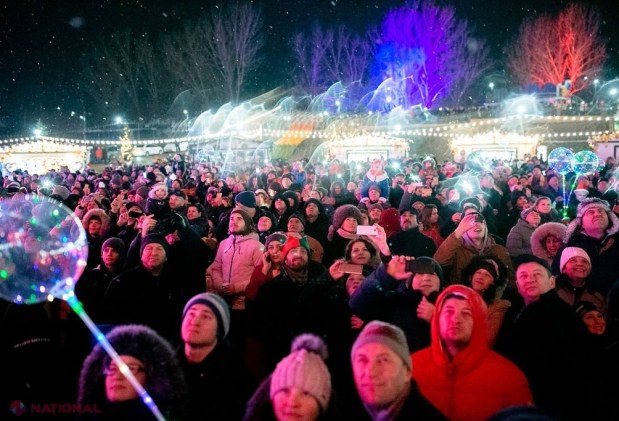 GALERIE FOTO // Mega-concert și show spectaculos cu focuri de artificii. Mii de moldoveni au sărbătorit Revelionul la Orhei!