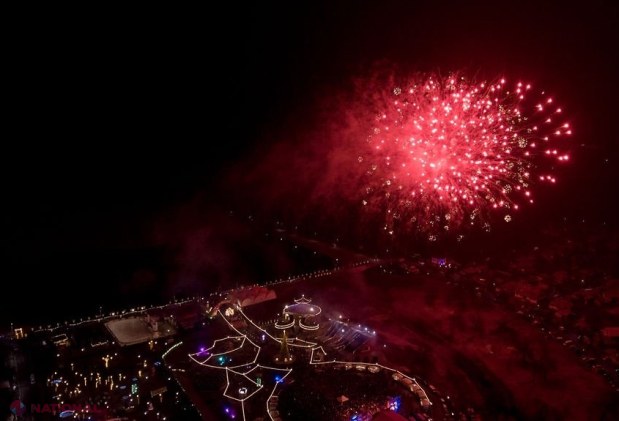 GALERIE FOTO // Mega-concert și show spectaculos cu focuri de artificii. Mii de moldoveni au sărbătorit Revelionul la Orhei!