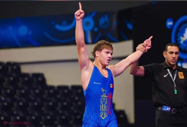 FOTO // Medalie de argint pentru R. Moldova la Campionatul MONDIAL de lupte din Turcia. Alexandru Borș a avut o prestație exemplară și a confirmat forma bună de la europene