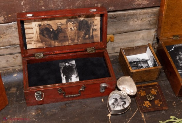 GALERIE FOTO // Expoziția „Basarabeni în Gulag”, desfășurată în două vagoane plasate în PMAN în memoria victimelor celui de-al doilea val de deportări staliniste, va putea fi vizitată până la 30 iulie