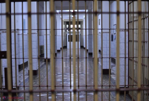 REVOLTĂ la penitenciarul pentru minori din Goian. Deținuții au DISTRUS tot ce le-a căzut sub mână