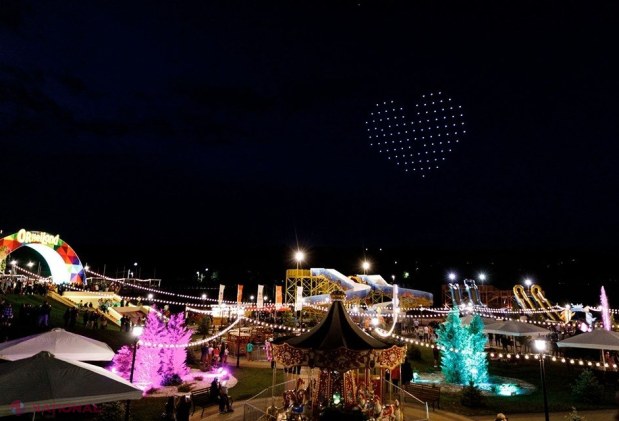 VIDEO, FOTO // Peste 100 de DRONE au făcut un show de excepție la „OrheiLand”