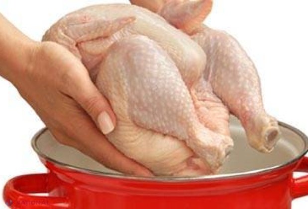 PERICULOS // Carne de pui injectată cu substanțe chimice, livrată într-o grădiniță din Strășeni