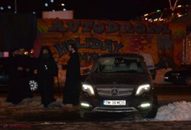 IMAGINILE care nu mai au nevoie de niciun COMENTARIU. Cine s-a dat jos din acest BOLID de 75.000 de euro