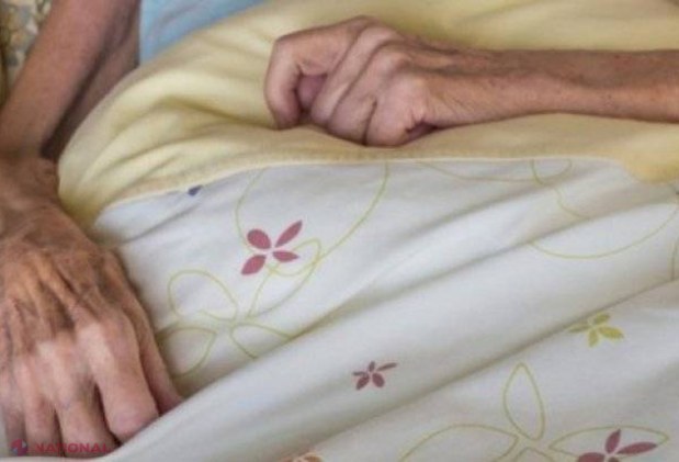 O bătrână din azil, care nu era suportată de nimeni, a murit. Ce au găsit în camera ei e COPLEŞITOR 