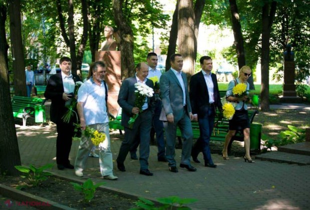 Arcadie Suceveanu: „Eminescu este cel care ne poate aduna în jurul lui sub steagul limbii române”