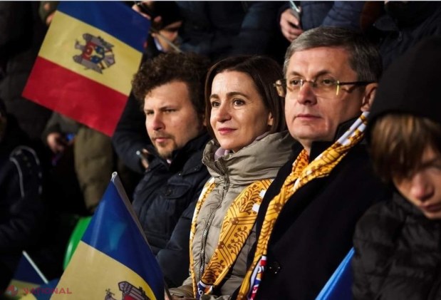 FOTO // „Tricolorii” au smuls un egal cu Albania și păstrează șanse de calificare, în PREMIERĂ, la Campionatul European. Maia Sandu s-a DESCĂTUȘAT alături de 10 000 de suporteri, după golul naționalei. Ce le-a transmis fotbaliștilor noștri
