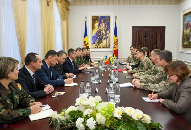 Lituania, lot de echipament militar pentru R. Moldova. Ministrul Nosatîi: Lituania rămâne un exemplu în ce priveşte sistemul de apărare şi contăm pe experienţa partenerilor lituanieni în modernizarea Armatei Naţionale 