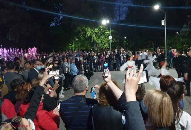 GALERIE FOTO // Parcul „Alunelul” de la Buiucani, INAUGURAT după ce a fost renovat cu 850 de mii de euro oferite de către autoritățile de la București