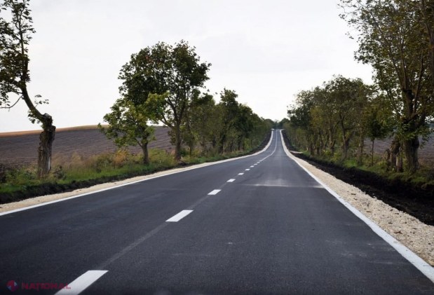 FOTO // Echipa Partidului „ȘOR” continuă să construiască DRUMURI în raionul Orhei: „Acest proiect dă o nouă viață comunei Berezlogi”