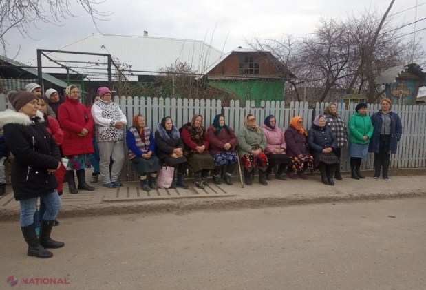 FOTO // Partidul „ȘOR” a început implementarea unui proiect de ILUMINARE STRADALĂ încă într-o localitate