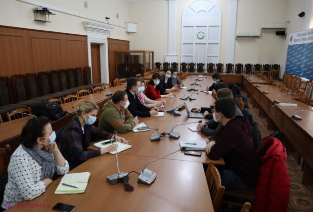 FOTO // Ministrul Muncii și Protecției Sociale prezintă ULTIMELE informații despre REFUGIAȚII din Ucraina