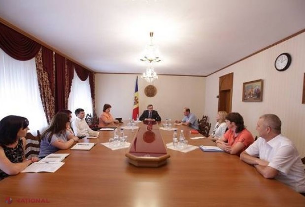 Oficii teritoriale de informare ale Parlamentului în trei raioane din R. Moldova
