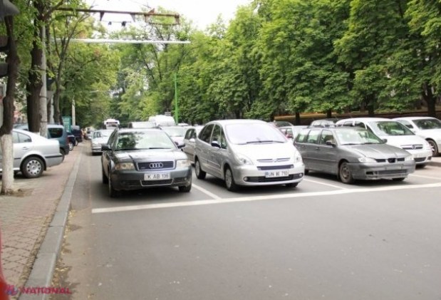 Primăria anunță că a găsit 1 200 de locuri de parcare în preajma Cimitirului „Sf. Lazăr” din Chișinău: Adresele exacte unde veți putea parca duminică și luni