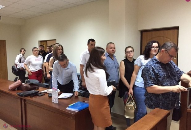 FOTO, VIDEO // Vlad Filat, la judecată: „Plahotniuc a plecat, sistemul a rămas”. Cererea de recuzare a judecătorilor, RESPINSĂ